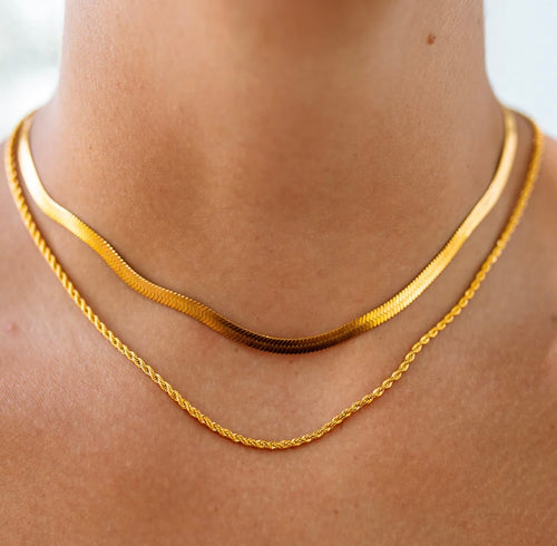 gold necklace, disco