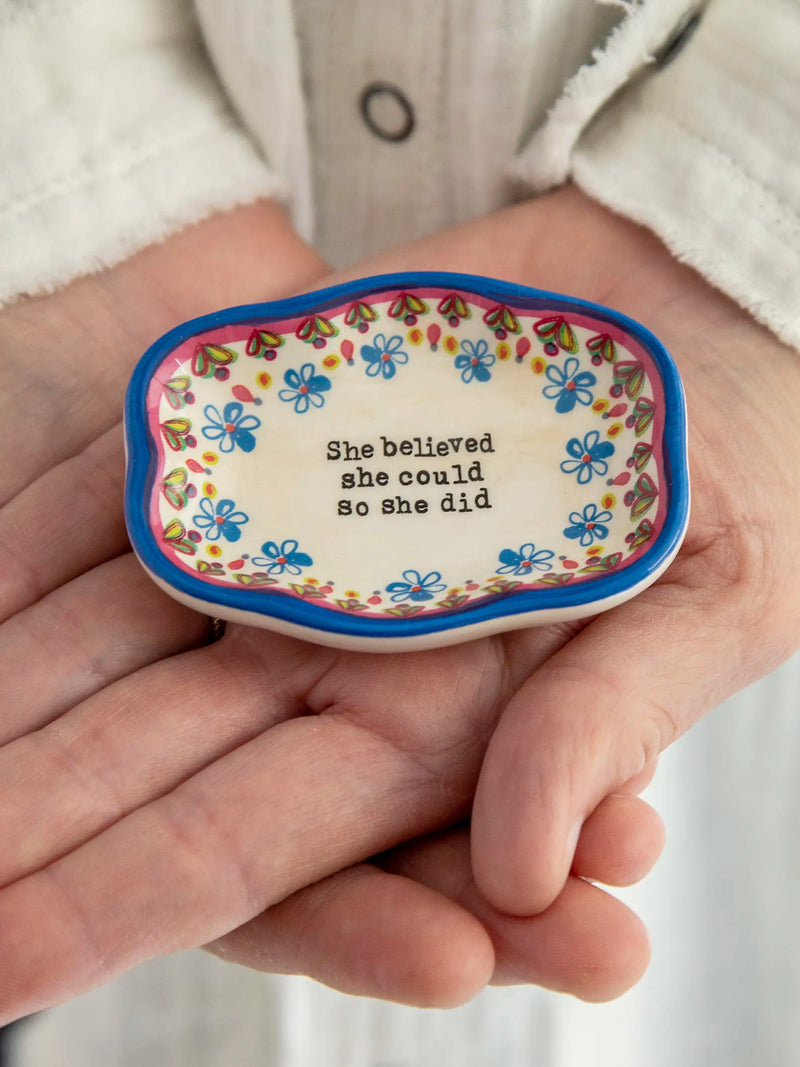 She believed she could do she did trinket dish