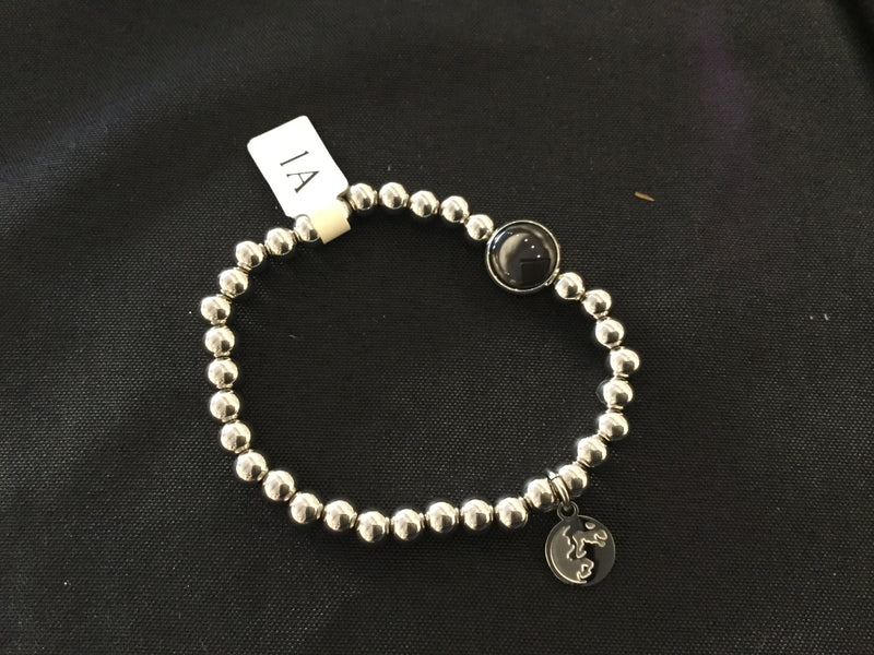 Moonglow - Silver beaded bracelet zenith